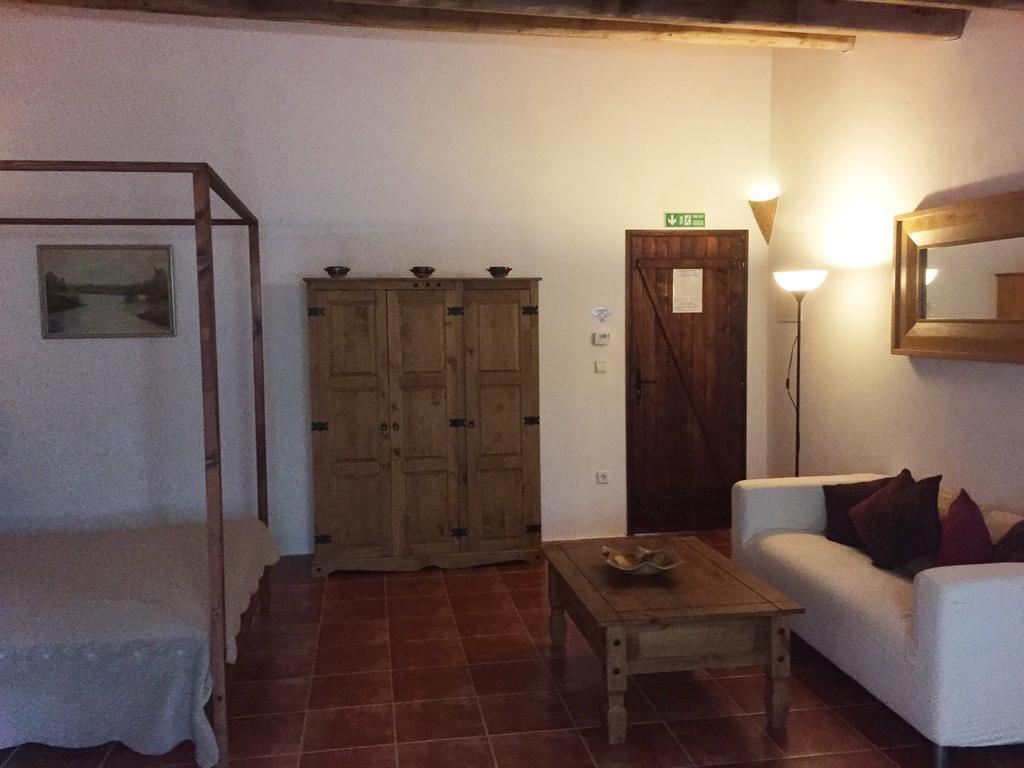 Hotel Mas Pelegri Seriñá الغرفة الصورة